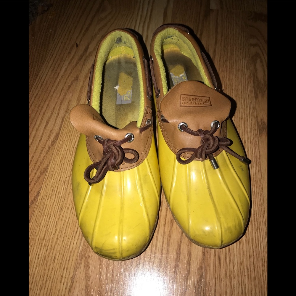 Sperry yellow rain shoes size 8